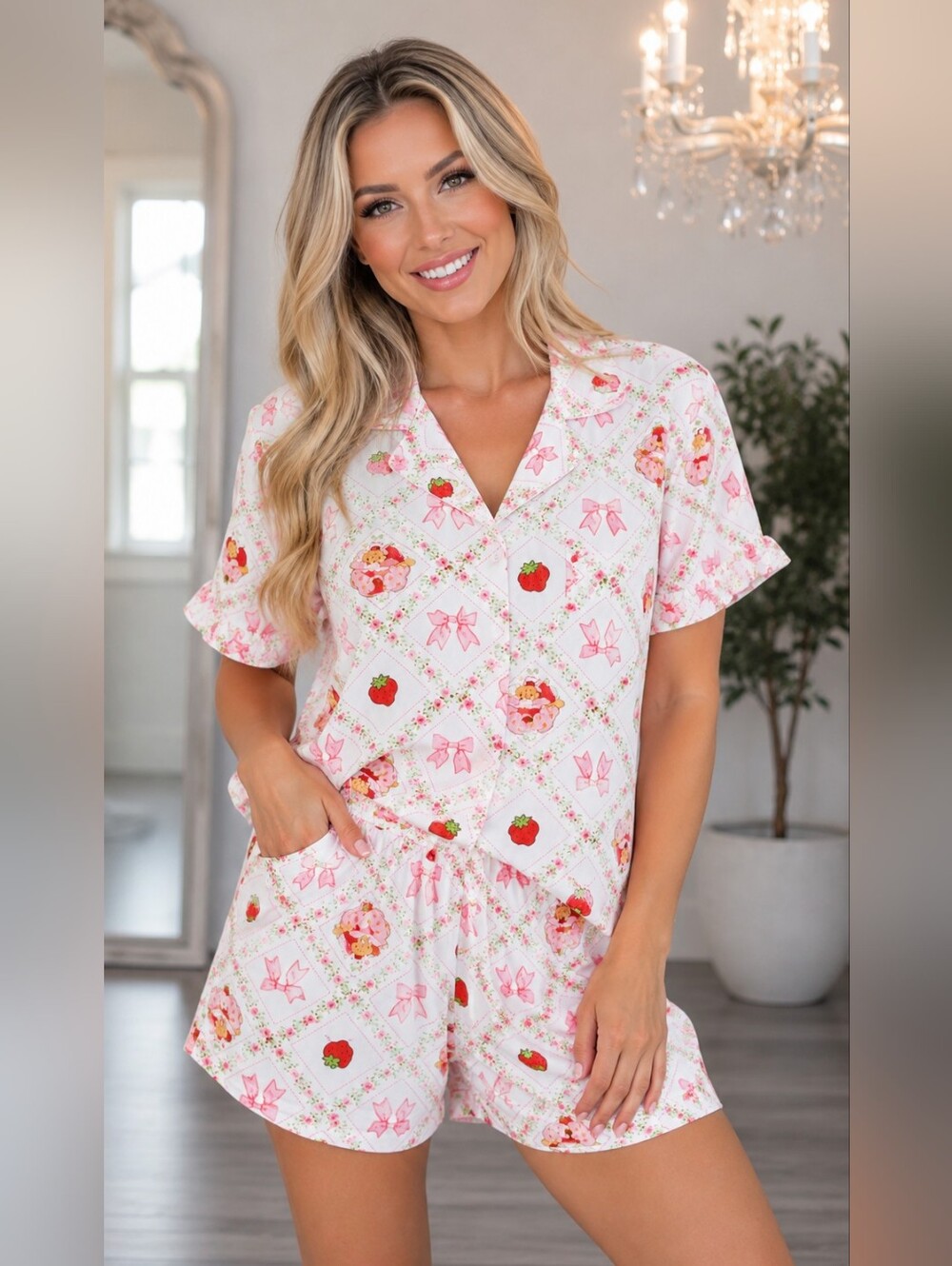 Strawberry Shortcake White Shorts Pajamas Pink Coquette Bow Size Medium - Picture 2 of 7